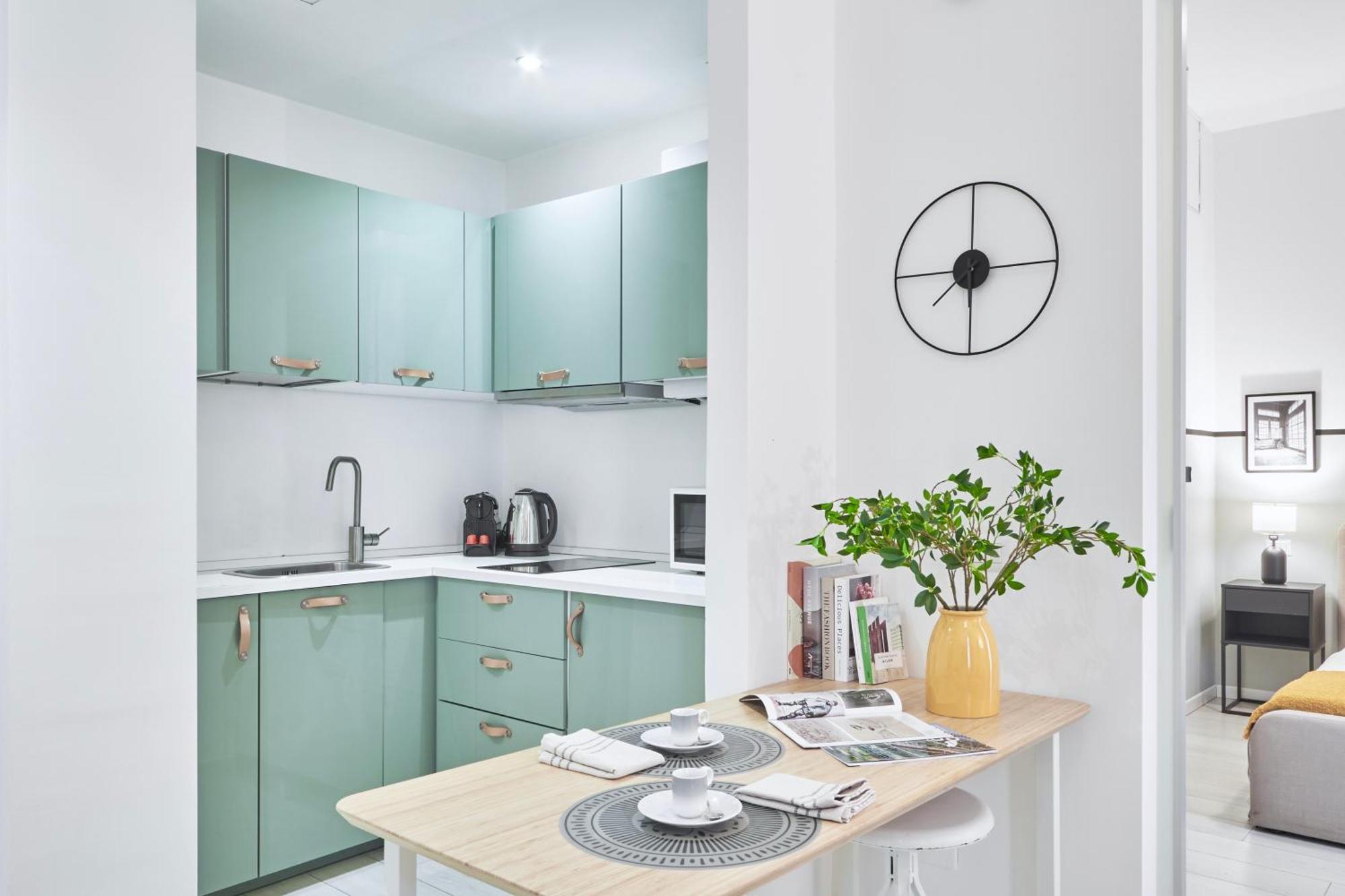 Elegante Minimal Dai Tocchi Botanici Mailand